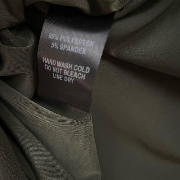 Lulu's Tank - Picture 4 of 4